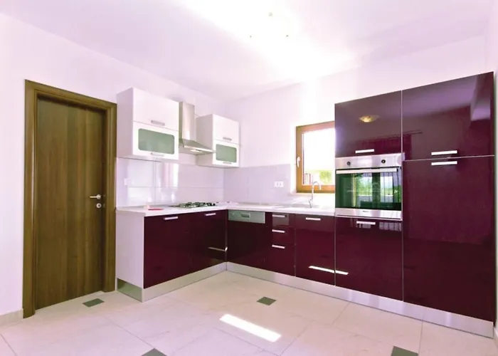 Tea In Istria With Private Pool For 10 Persons Villa Vodnjan