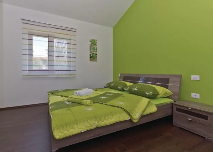 Tea In Istria With Private Pool For 10 Persons